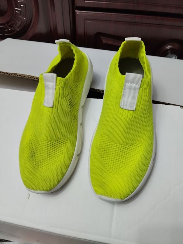 Продам макасинки лёгкие . Продам макасинки лёгкие .