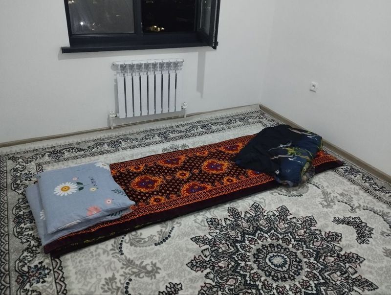 Sergeli Xonobod metrosi yaqinida oʻgʻil bolalar uchun kvartira Sergeli Xonobod metrosi yaqinida oʻgʻil bolalar uchun kvartira