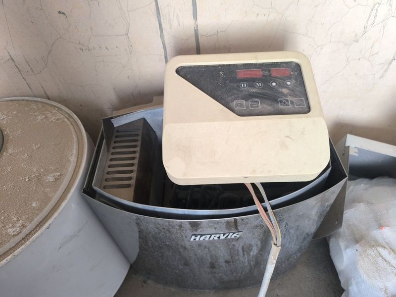 HARVIA. elektronniy saunaga