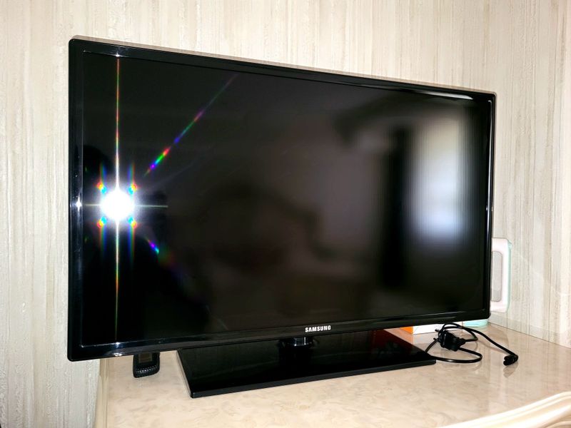 Samsung tv ue32eh4000w