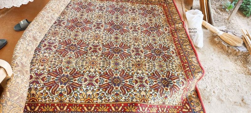 Ковёр шерстяной продам Ковёр шерстяной продам