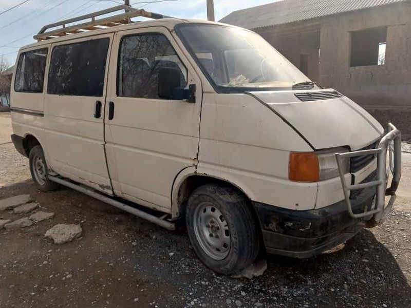 Енгил Минивен8+1 ўриндиқ Б-тойифа Volkswagen TransporterT4 Енгил Минивен8+1 ўриндиқ Б-тойифа Volkswagen TransporterT4