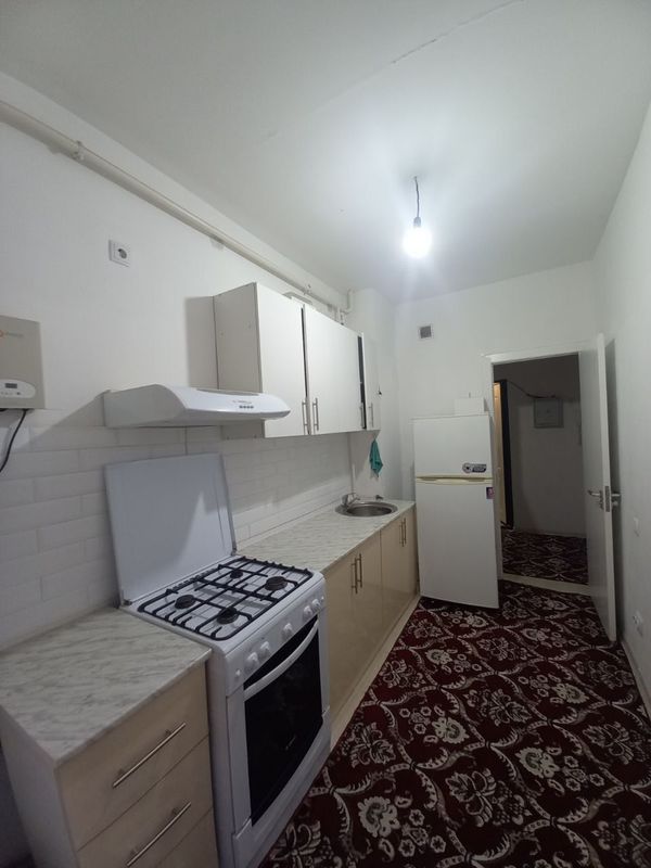 Yashnabod Kadishva Metro Do'stlik 4 bekat 2 xona 1 -etaj 350$ Yashnabod Kadishva Metro Do'stlik 4 bekat 2 xona 1 -etaj 350$