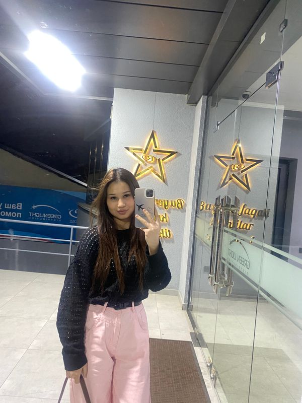 selfiedan olingan bir marta ob kiyilgan xali yengi selfiedan olingan bir marta ob kiyilgan xali yengi