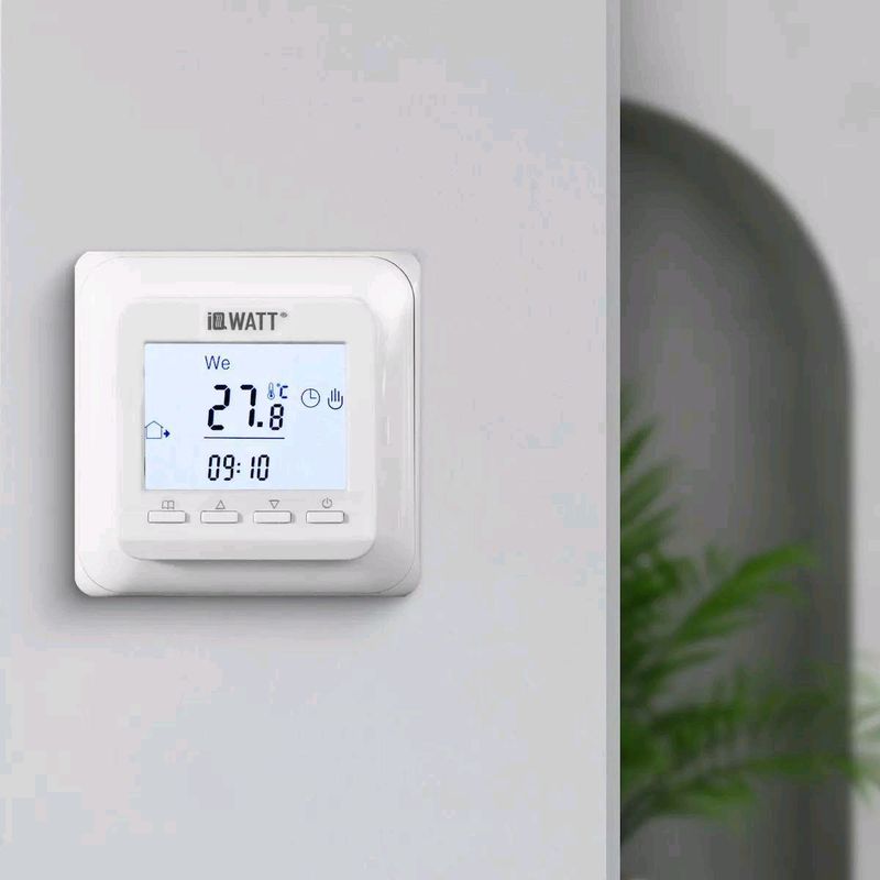 IqWatt Thermostat P Canada