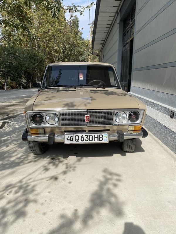 2106 sotiladi holati tiniq aybi yoq matorlari zor minilsa boldi 2106 sotiladi holati tiniq aybi yoq matorlari zor minilsa boldi