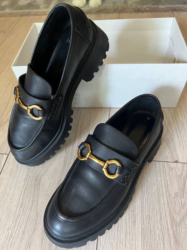 Лоферы, бренд Mango Лоферы, бренд Mango