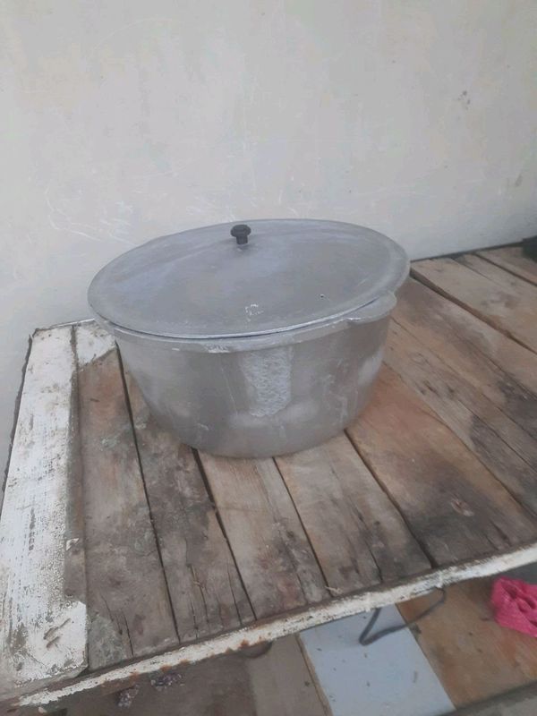 Yangi qozon 30l Yangi qozon 30l