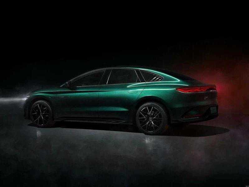 BYD HAN лизинг асосида 15% бошлангич билан