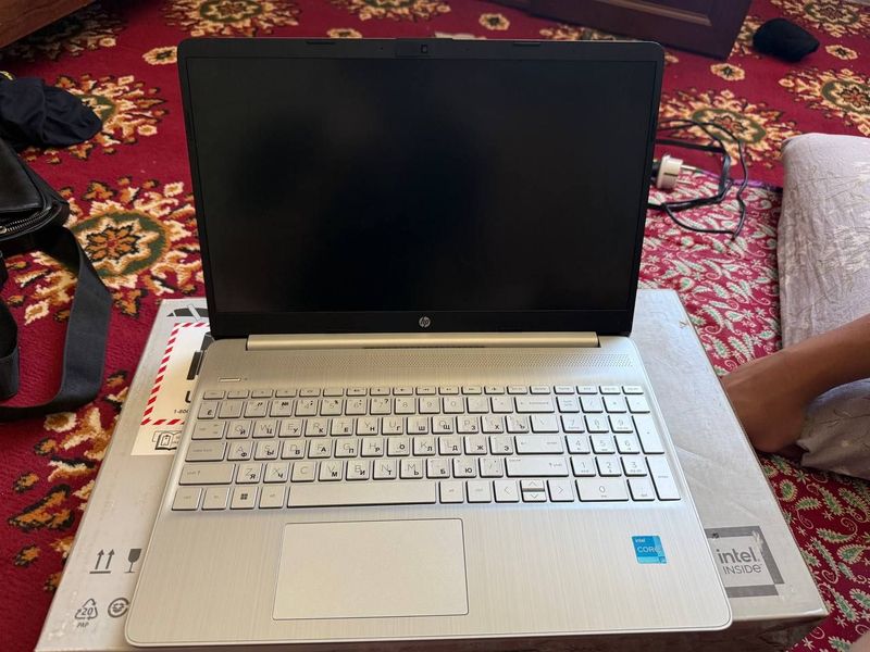 Продаётся Ноутбук HP CORE-3 Продаётся Ноутбук HP CORE-3
