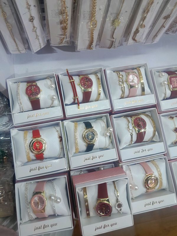Ayollar soati Ayollar soati