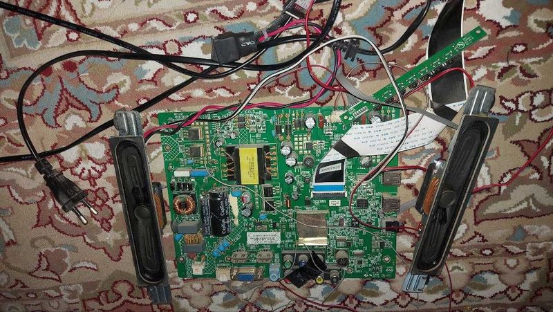 родам плату с блокам питании также динамики от тв ройсен родам плату с блокам питании также динамики от тв ройсен