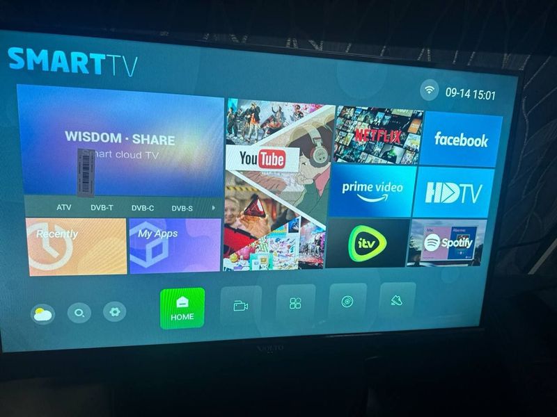 Samsung 32 Smart TV