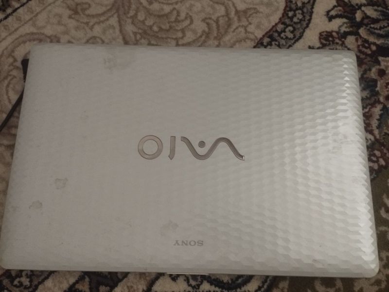Наудбук сатылады Sony vaio intel core i3 Наудбук сатылады Sony vaio intel core i3