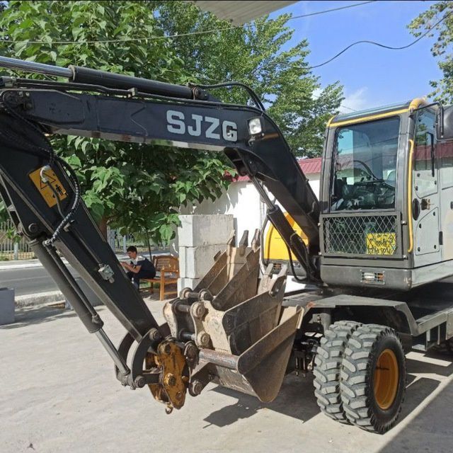Эксковатор 2019йил 6800 моточас