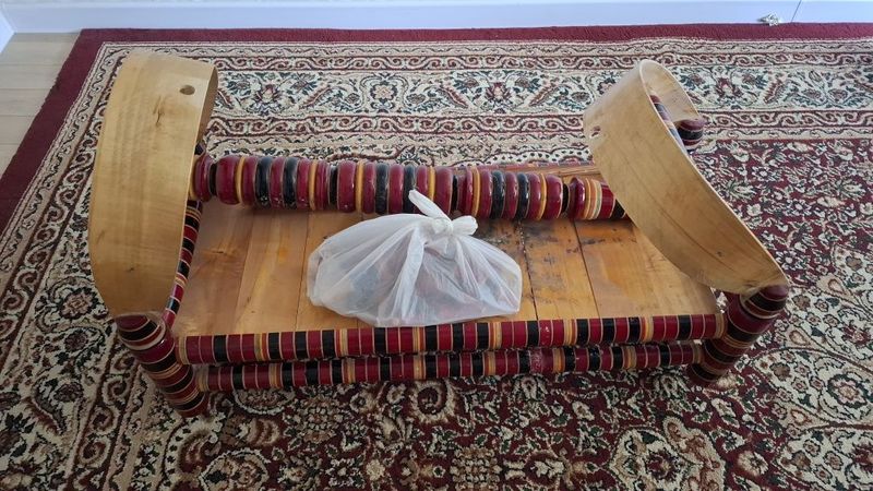 Бешик сотилади. Хамма нарсаси бор. Келишилган нархда яхши кунларга ишл Бешик сотилади. Хамма нарсаси бор. Келишилган нархда яхши кунларга ишл