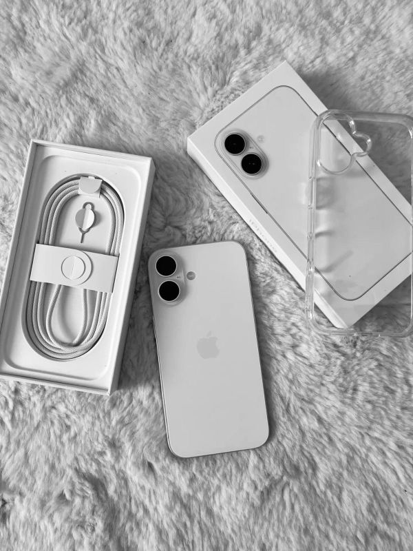iphone 16, айфон 16 в идеальном состоянии