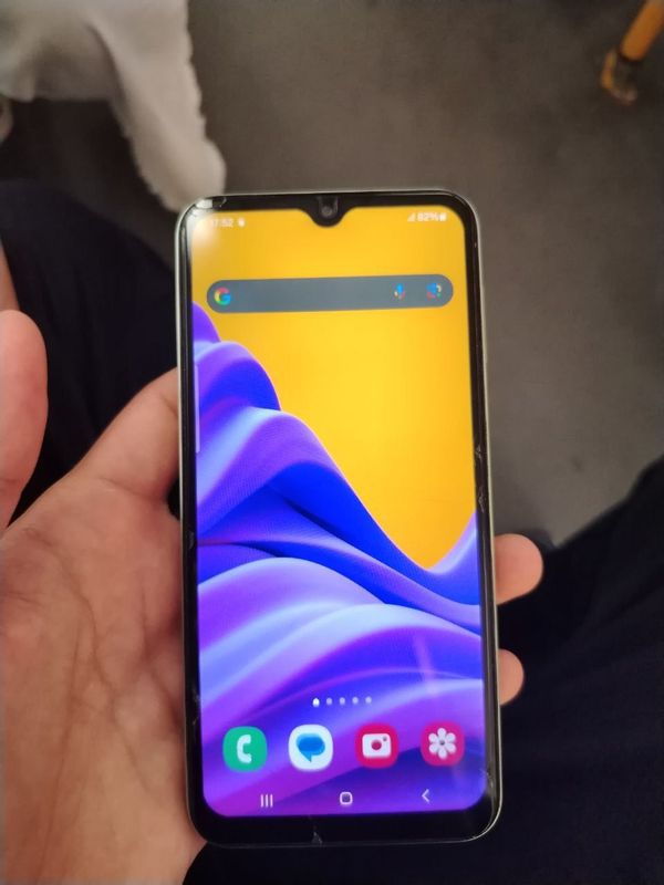 Samsung a24 128gb holati zor
