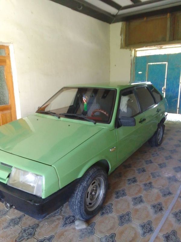 Lada 09 1989 . Sotiladi yoki Barter qilinadi