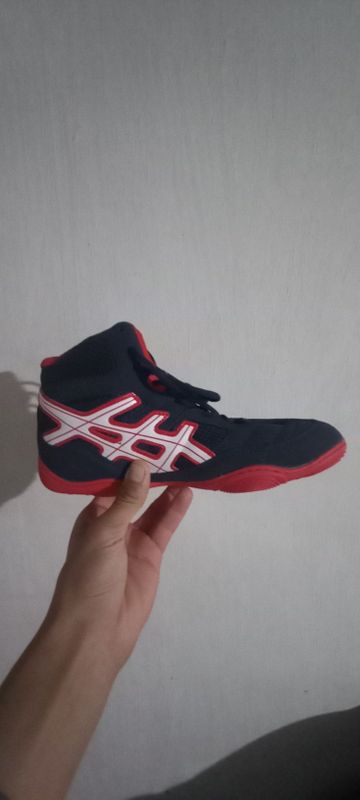 ASICS snapdown barsovkalari ishonchli