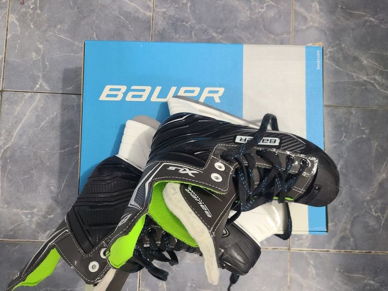 Коньки ледовые Фирмы BAUER 40 и 43