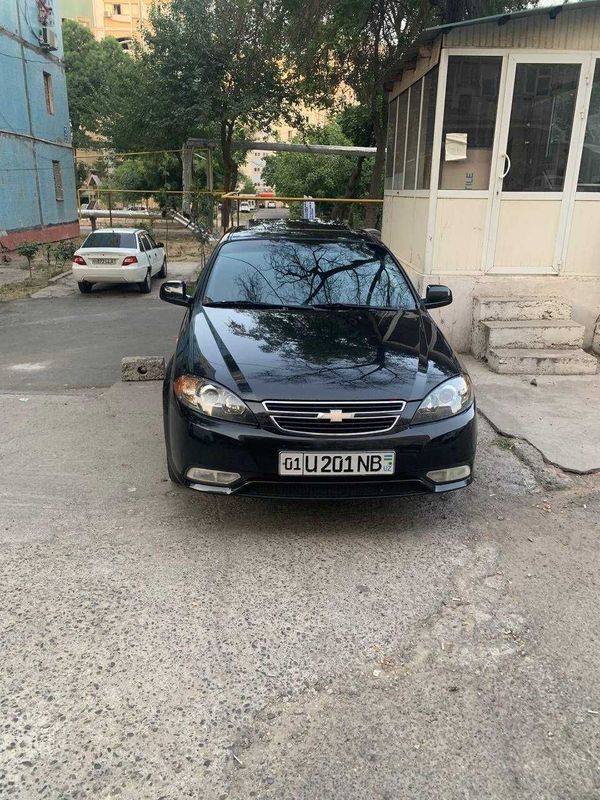 Продаётся автомобиль GENTRA автомат Продаётся автомобиль GENTRA автомат