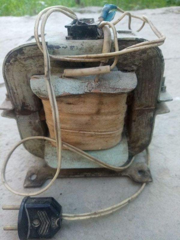 220 tokni 127 volt qiladigan ishlaydi aybi yo'q