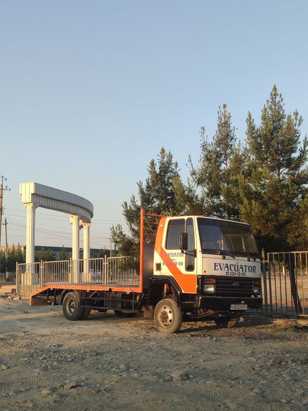 Evakvator Ford sotiladi Evakvator Ford sotiladi