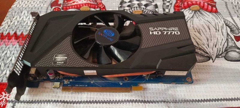 Видео карта sapphire hd 7770+оператива ddr3 по 2g в подарок