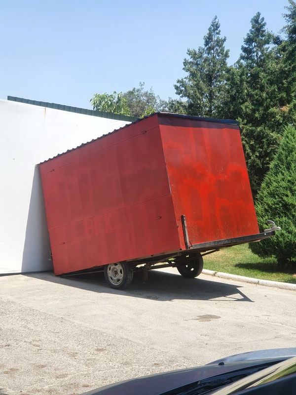 Butka sotiladi yoki arendaga beriladi muzlatkich duxofka perashki frut Butka sotiladi yoki arendaga beriladi muzlatkich duxofka perashki frut