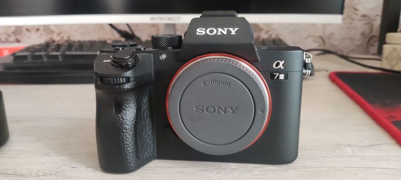 Sony a7iii + объектив