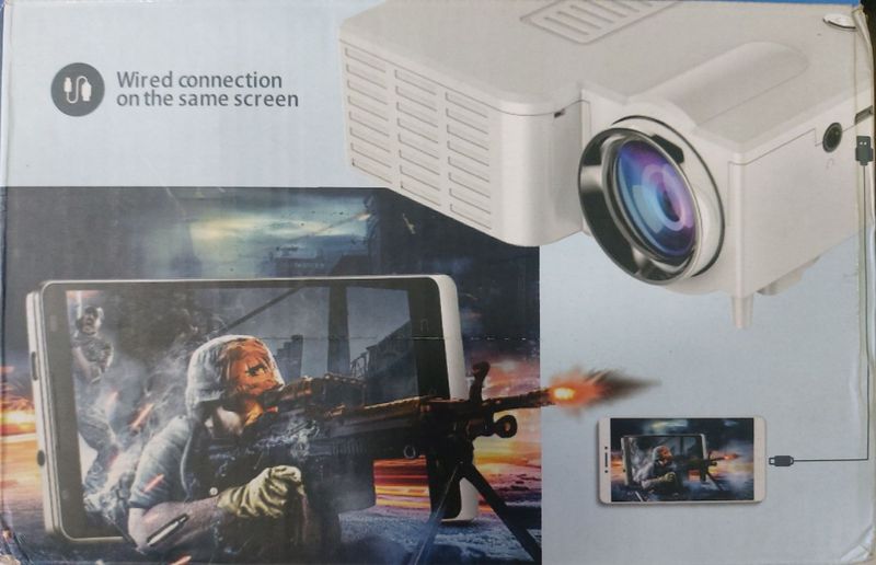 Mini mobilniy projector 300000 so'm Mini mobilniy projector 300000 so'm