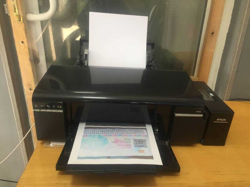 L-805 epson rangli printer сотилади идеал L-805 epson rangli printer сотилади идеал