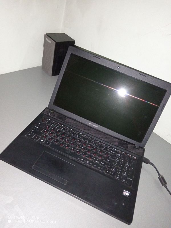 Lenovo noutbuk sotiladi Lenovo noutbuk sotiladi