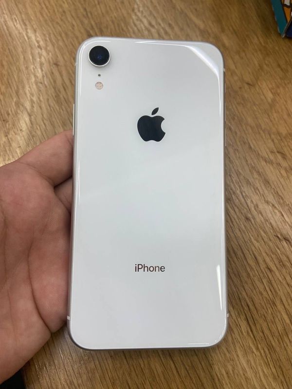 iPhone XR 64гб!!!