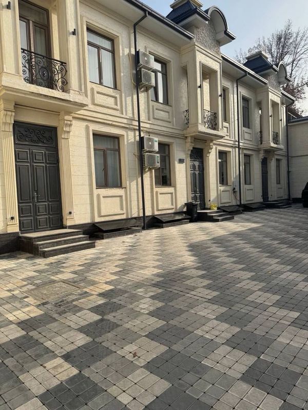 Продажа коттедж 3 уровня Юнусабад Бободеҳқон 172 кв.м