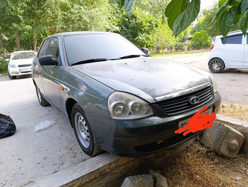 Продам Приору лифтбек 2008 год Продам Приору лифтбек 2008 год