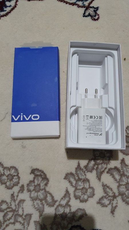 Vivo Y53S 126 xotira