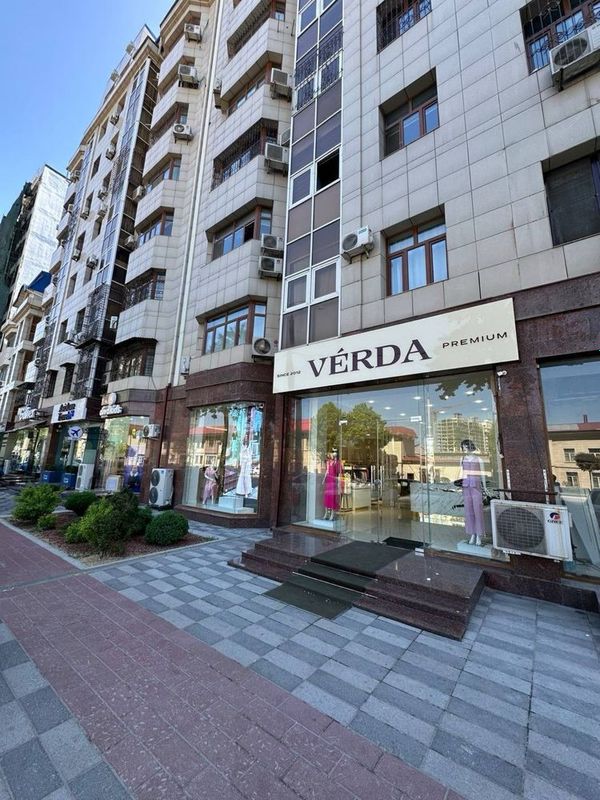 Нукусская Глинка ПРОДАЕТСЯ срочно нежилое 102 м2 open space 1-линия Нукусская Глинка ПРОДАЕТСЯ срочно нежилое 102 м2 open space 1-линия