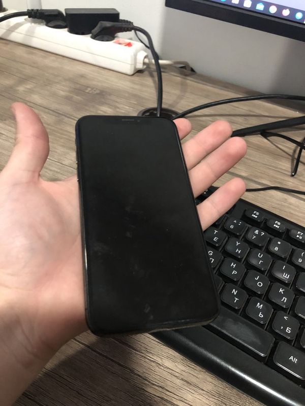 Iphone x qora radnoy Iphone x qora radnoy