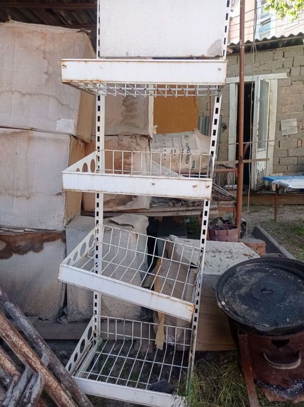 подставка с корзиной подставка с корзиной