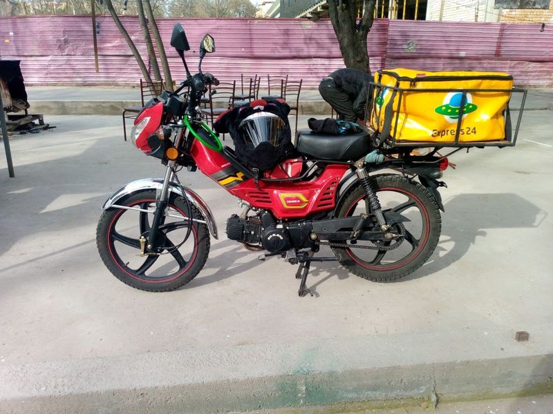 Moto skuter motosikl skutr moped alfa delta