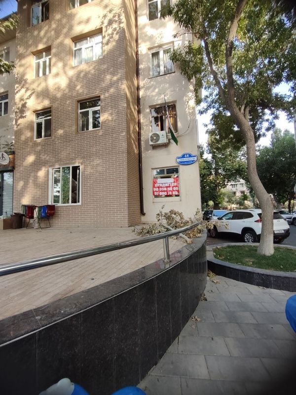 Pod ofis sotiladi Chilonzor 17 kvartalda 2 xonali 45 kv tarsovoy