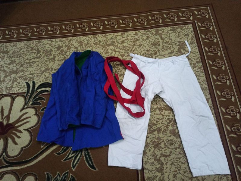 Kurash forma yangiday hali Kurash forma yangiday hali