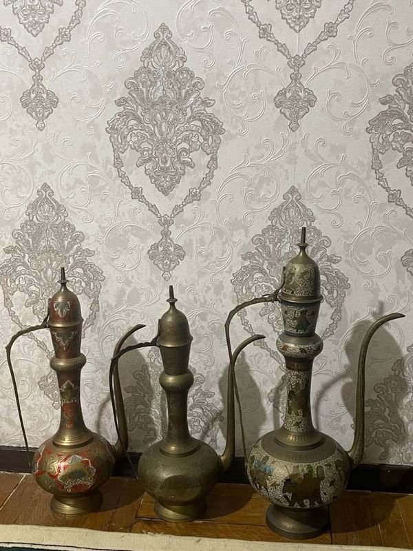 Qadimiy Sharqona dekorativ choynak Qadimiy Sharqona dekorativ choynak