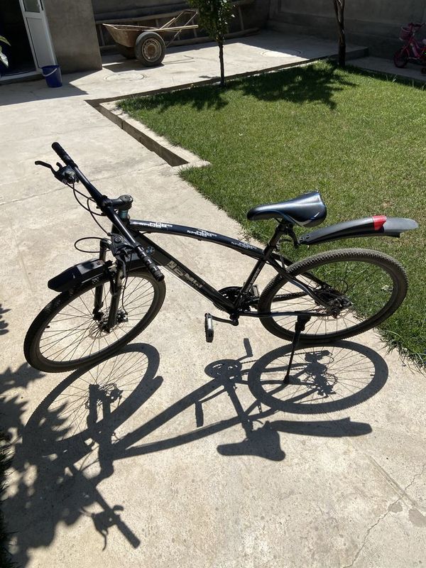 Yurb turgan zor velosiped sotladi atigi 450 minga Yurb turgan zor velosiped sotladi atigi 450 minga