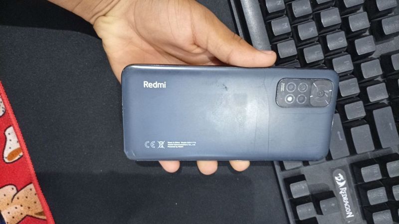 Redmi note 11 Sotiladi srowna