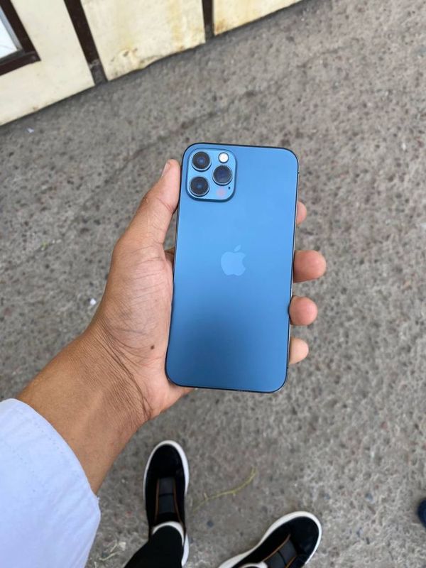 iphone 12 pro 512 GB yomkost 85% face id trutone hamasi bor