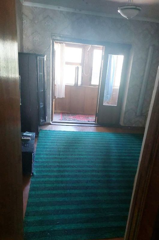 1 xonali uy 2 kiishi turiladi srochna