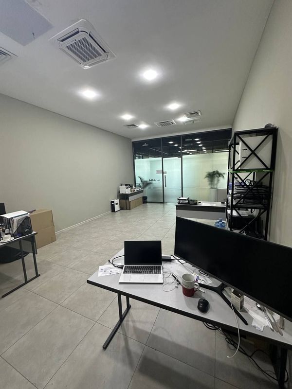 Аренда офиса в Platfrom Business Center 37кв на Мирабаде!! Аренда офиса в Platfrom Business Center 37кв на Мирабаде!!